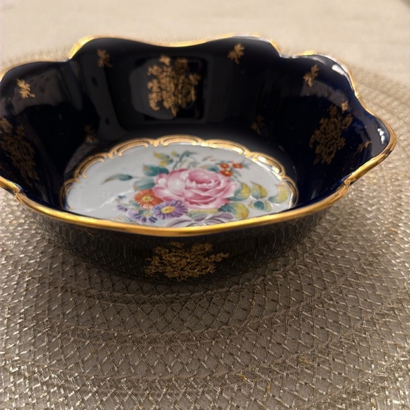 Vintage Couleuvre Floral Porcelain Candy Dish with Gold Trim - Picture 5 of 7